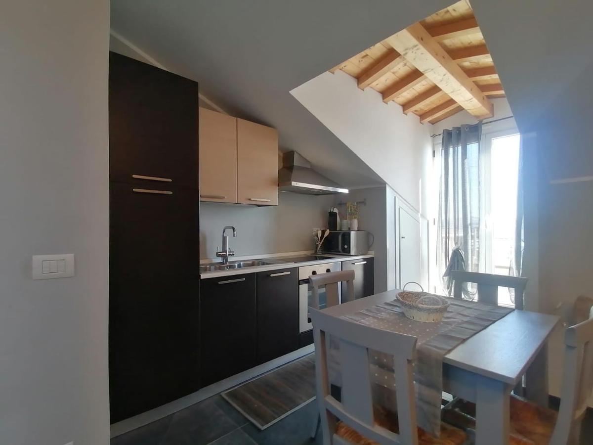 Collina Di Cloe Apartment Guarene ภายนอก รูปภาพ